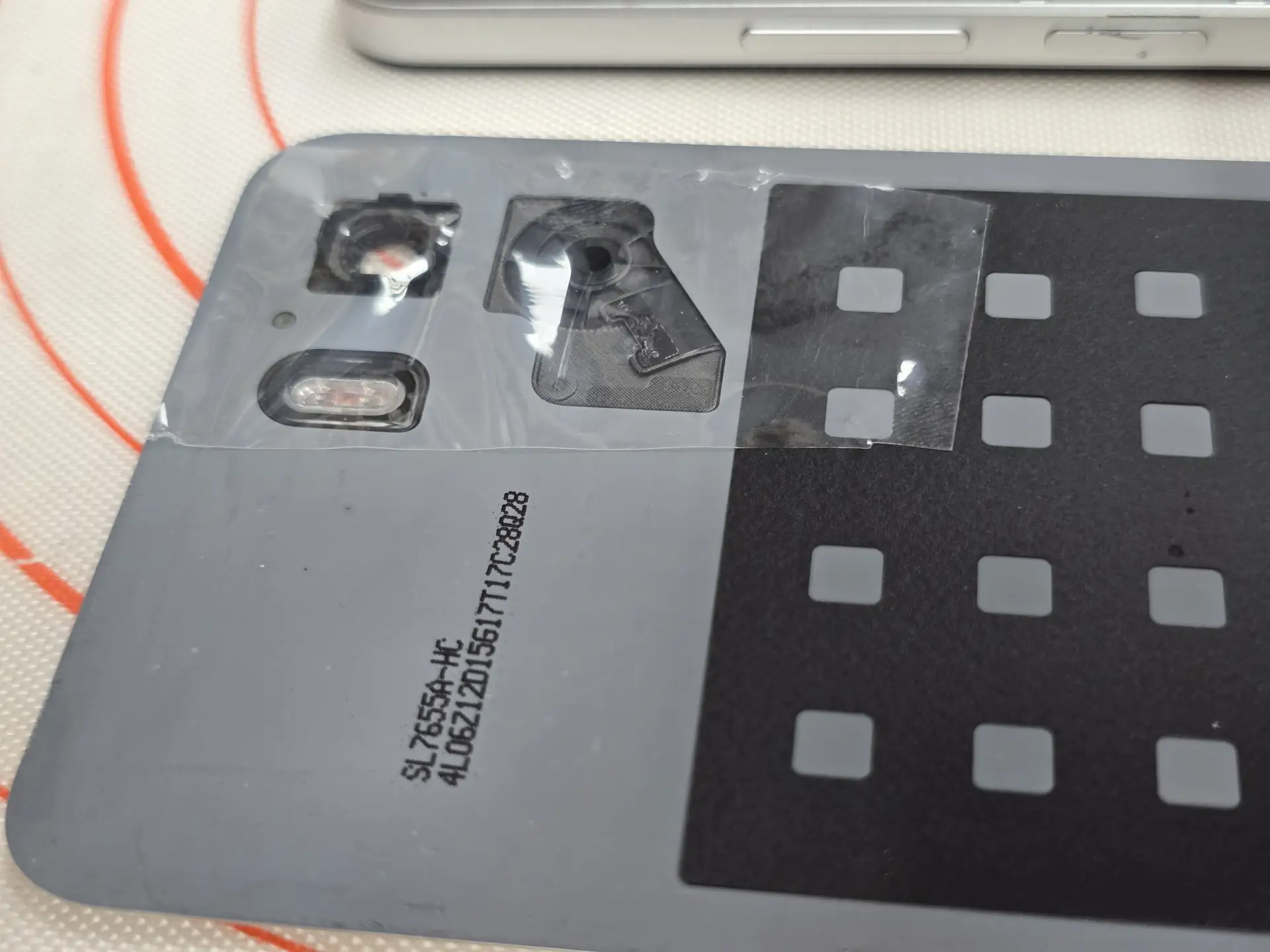 Подготовка к разборке смартфона